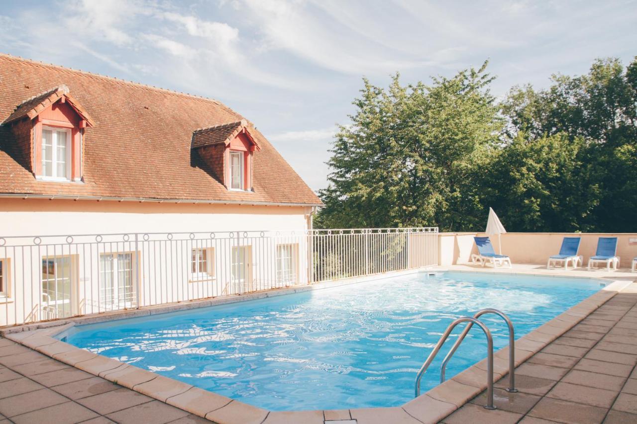 Terres De France - Appart'Hotel La Roche-Posay Exterior photo