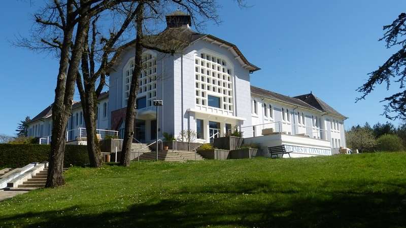 Terres De France - Appart'Hotel La Roche-Posay Exterior photo
